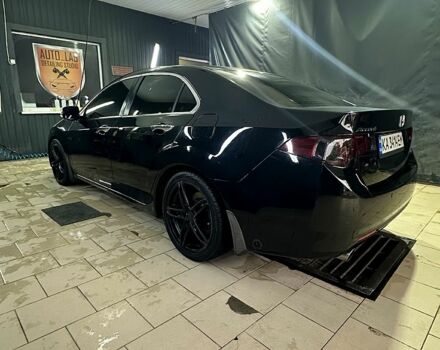 Черный Хонда Аккорд, объемом двигателя 2.4 л и пробегом 265 тыс. км за 10300 $, фото 5 на Automoto.ua