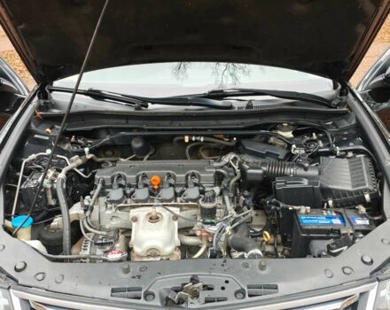 Черный Хонда Аккорд, объемом двигателя 2 л и пробегом 160 тыс. км за 9000 $, фото 8 на Automoto.ua