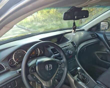 Черный Хонда Аккорд, объемом двигателя 2.4 л и пробегом 270 тыс. км за 11000 $, фото 4 на Automoto.ua