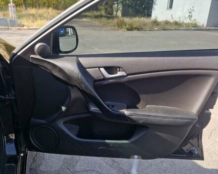 Черный Хонда Аккорд, объемом двигателя 2.4 л и пробегом 270 тыс. км за 11000 $, фото 7 на Automoto.ua