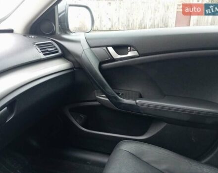 Чорний Хонда Аккорд, об'ємом двигуна 2.4 л та пробігом 195 тис. км за 13300 $, фото 26 на Automoto.ua