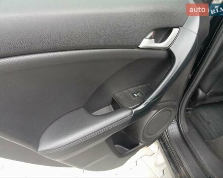 Чорний Хонда Аккорд, об'ємом двигуна 2.4 л та пробігом 195 тис. км за 13300 $, фото 21 на Automoto.ua