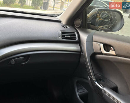 Черный Хонда Аккорд, объемом двигателя 2 л и пробегом 292 тыс. км за 8200 $, фото 26 на Automoto.ua