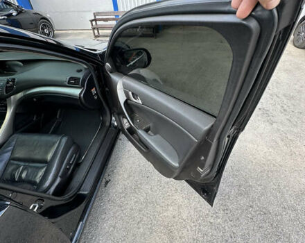 Черный Хонда Аккорд, объемом двигателя 2.35 л и пробегом 260 тыс. км за 11000 $, фото 8 на Automoto.ua