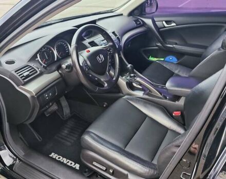 Черный Хонда Аккорд, объемом двигателя 2 л и пробегом 305 тыс. км за 9600 $, фото 4 на Automoto.ua