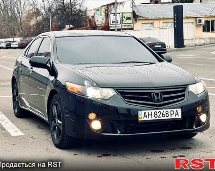 Черный Хонда Аккорд, объемом двигателя 2 л и пробегом 220 тыс. км за 7999 $, фото 1 на Automoto.ua