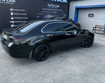 Черный Хонда Аккорд, объемом двигателя 2.35 л и пробегом 260 тыс. км за 11000 $, фото 16 на Automoto.ua