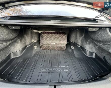 Черный Хонда Аккорд, объемом двигателя 2 л и пробегом 195 тыс. км за 10900 $, фото 45 на Automoto.ua