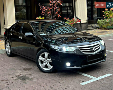 Чорний Хонда Аккорд, об'ємом двигуна 2 л та пробігом 196 тис. км за 11750 $, фото 4 на Automoto.ua