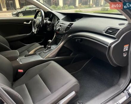 Чорний Хонда Аккорд, об'ємом двигуна 2 л та пробігом 196 тис. км за 11750 $, фото 45 на Automoto.ua