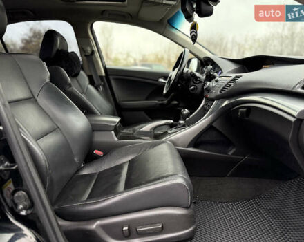 Черный Хонда Аккорд, объемом двигателя 2.4 л и пробегом 177 тыс. км за 11700 $, фото 20 на Automoto.ua