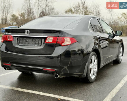 Чорний Хонда Аккорд, об'ємом двигуна 2.4 л та пробігом 177 тис. км за 10699 $, фото 8 на Automoto.ua