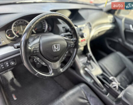 Черный Хонда Аккорд, объемом двигателя 2.35 л и пробегом 274 тыс. км за 9900 $, фото 9 на Automoto.ua