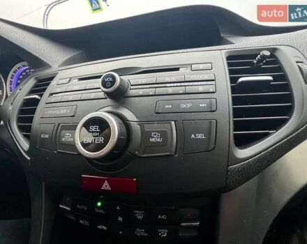 Чорний Хонда Аккорд, об'ємом двигуна 2 л та пробігом 196 тис. км за 11750 $, фото 43 на Automoto.ua