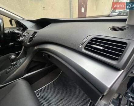 Черный Хонда Аккорд, объемом двигателя 2 л и пробегом 195 тыс. км за 10900 $, фото 40 на Automoto.ua