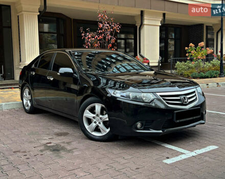 Чорний Хонда Аккорд, об'ємом двигуна 2 л та пробігом 196 тис. км за 11750 $, фото 6 на Automoto.ua