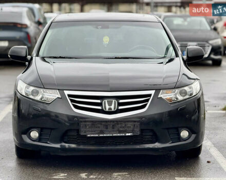 Черный Хонда Аккорд, объемом двигателя 2.4 л и пробегом 177 тыс. км за 11700 $, фото 7 на Automoto.ua