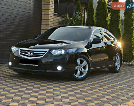 Черный Хонда Аккорд, объемом двигателя 2 л и пробегом 195 тыс. км за 10900 $, фото 10 на Automoto.ua