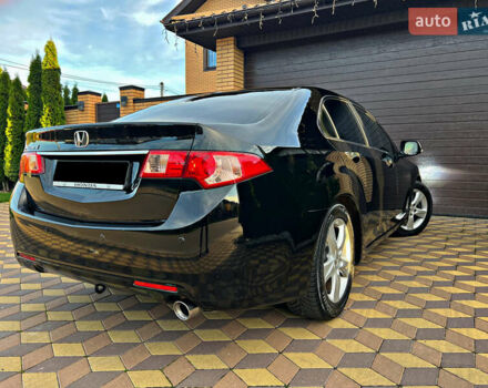 Черный Хонда Аккорд, объемом двигателя 2 л и пробегом 195 тыс. км за 10900 $, фото 13 на Automoto.ua