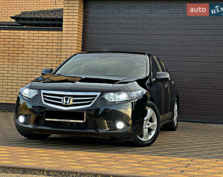 Черный Хонда Аккорд, объемом двигателя 2 л и пробегом 195 тыс. км за 10900 $, фото 16 на Automoto.ua