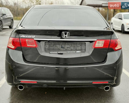Черный Хонда Аккорд, объемом двигателя 2.4 л и пробегом 177 тыс. км за 11700 $, фото 3 на Automoto.ua