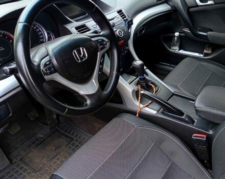 Чорний Хонда Аккорд, об'ємом двигуна 2 л та пробігом 200 тис. км за 9000 $, фото 3 на Automoto.ua