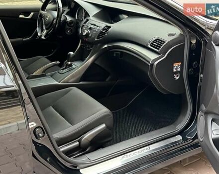 Чорний Хонда Аккорд, об'ємом двигуна 2 л та пробігом 196 тис. км за 11750 $, фото 53 на Automoto.ua