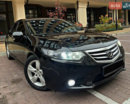 Чорний Хонда Аккорд, об'ємом двигуна 2 л та пробігом 196 тис. км за 11750 $, фото 8 на Automoto.ua
