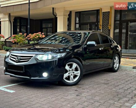 Чорний Хонда Аккорд, об'ємом двигуна 2 л та пробігом 196 тис. км за 11750 $, фото 68 на Automoto.ua