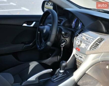 Черный Хонда Аккорд, объемом двигателя 2 л и пробегом 250 тыс. км за 8999 $, фото 37 на Automoto.ua