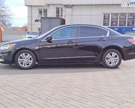 Чорний Хонда Аккорд, об'ємом двигуна 2.4 л та пробігом 145 тис. км за 10190 $, фото 16 на Automoto.ua