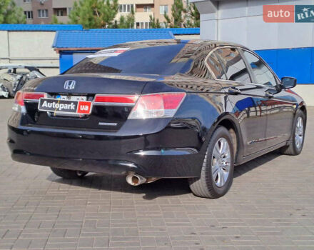 Чорний Хонда Аккорд, об'ємом двигуна 2.4 л та пробігом 145 тис. км за 10190 $, фото 14 на Automoto.ua