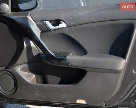 Черный Хонда Аккорд, объемом двигателя 2 л и пробегом 250 тыс. км за 8999 $, фото 33 на Automoto.ua