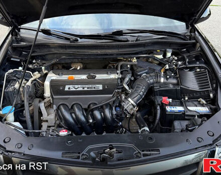 Черный Хонда Аккорд, объемом двигателя 2.4 л и пробегом 93 тыс. км за 11300 $, фото 12 на Automoto.ua