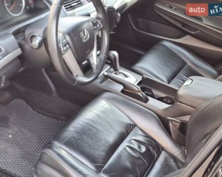 Чорний Хонда Аккорд, об'ємом двигуна 2.4 л та пробігом 145 тис. км за 10190 $, фото 10 на Automoto.ua