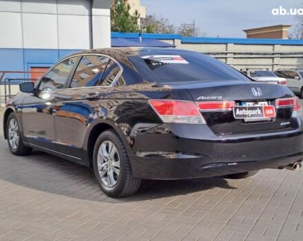 Чорний Хонда Аккорд, об'ємом двигуна 2.4 л та пробігом 145 тис. км за 10190 $, фото 15 на Automoto.ua