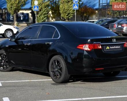Хонда Аккорд 2012 в Киеве на Automoto.ua Черный Хонда Аккорд, объемом двигателя 2 л и пробегом 250 тыс. км за 9500 $, фото 6 на Automoto.ua