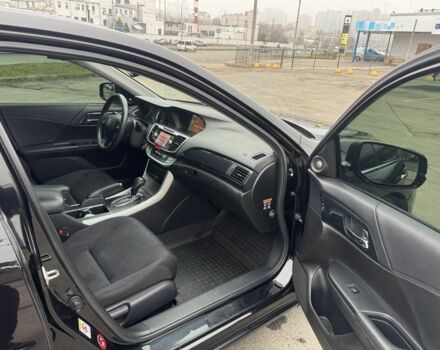 Черный Хонда Аккорд, объемом двигателя 2.4 л и пробегом 222 тыс. км за 10900 $, фото 14 на Automoto.ua