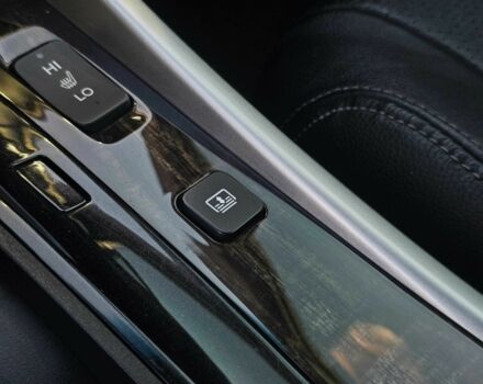 Черный Хонда Аккорд, объемом двигателя 3.5 л и пробегом 199 тыс. км за 14900 $, фото 22 на Automoto.ua