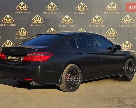 Черный Хонда Аккорд, объемом двигателя 3.5 л и пробегом 199 тыс. км за 14900 $, фото 5 на Automoto.ua