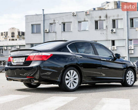 Черный Хонда Аккорд, объемом двигателя 2.36 л и пробегом 198 тыс. км за 15000 $, фото 3 на Automoto.ua