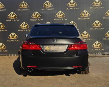 Черный Хонда Аккорд, объемом двигателя 3.5 л и пробегом 199 тыс. км за 14900 $, фото 4 на Automoto.ua