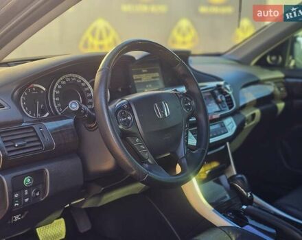 Черный Хонда Аккорд, объемом двигателя 3.5 л и пробегом 199 тыс. км за 14900 $, фото 10 на Automoto.ua