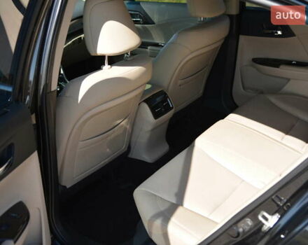 Черный Хонда Аккорд, объемом двигателя 3.47 л и пробегом 125 тыс. км за 15500 $, фото 27 на Automoto.ua