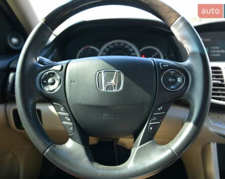 Черный Хонда Аккорд, объемом двигателя 3.47 л и пробегом 125 тыс. км за 15500 $, фото 32 на Automoto.ua