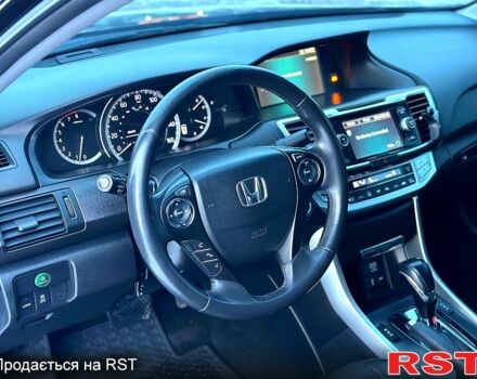 Черный Хонда Аккорд, объемом двигателя 2.4 л и пробегом 188 тыс. км за 12999 $, фото 2 на Automoto.ua