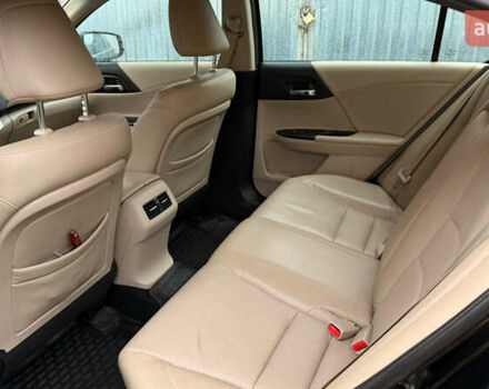 Черный Хонда Аккорд, объемом двигателя 2.4 л и пробегом 204 тыс. км за 14550 $, фото 4 на Automoto.ua