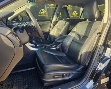 Черный Хонда Аккорд, объемом двигателя 3.5 л и пробегом 199 тыс. км за 14900 $, фото 7 на Automoto.ua