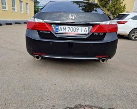 Черный Хонда Аккорд, объемом двигателя 3.47 л и пробегом 225 тыс. км за 9300 $, фото 5 на Automoto.ua