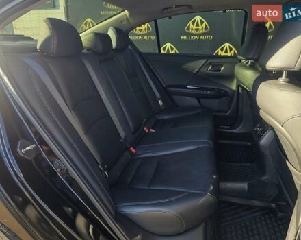 Черный Хонда Аккорд, объемом двигателя 3.5 л и пробегом 199 тыс. км за 14900 $, фото 13 на Automoto.ua